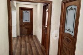 3-к. квартира, 92 м², 7/10 эт.