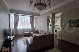 2-к. квартира, 84 м², 9/9 эт.