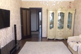 2-к квартира, 84 м², 2/5 эт.