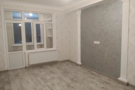 2к. квартира, 75.6 кв.м., 5/7 эт. дома.