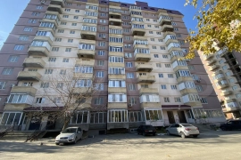 продается 1-к. квартира, 53 м², 13/13 эт.