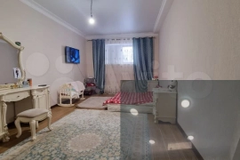 2-к. квартира, 63 м², 1/6 эт.