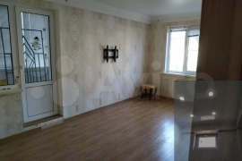 2-к. квартира, 52 м², 1/5 эт.