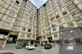 2-к. квартира, 81,2 м², 1/11 эт.