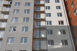 2-к. квартира, 74 м², 8/13 эт.