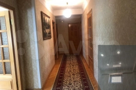 4-к. квартира, 100 м², 3/9 эт.