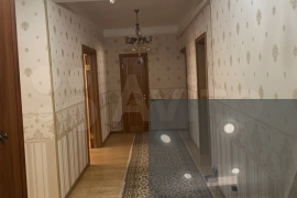 3-к. квартира, 105 м², 1/9 эт.