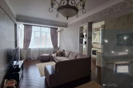 2-к. квартира, 84 м², 9/9 эт.