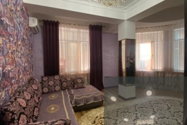 3-к. квартира, 110 м², 5/7 эт.