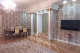 4-к квартира, 160 м², 2/3 эт.