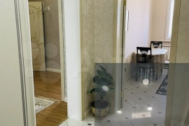 2-к. квартира, 80 м², 12/17 эт.