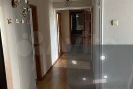 4-к. квартира, 90 м², 8/10 эт.