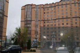 2-к. квартира, 73 м², 3/12 эт.