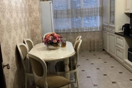 3-к квартира, 85 м², 1/6 эт.
