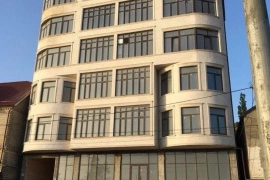 3-к квартира, 150 м², 2/7 эт.