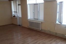 3-к квартира, 90 м², 5/5 эт